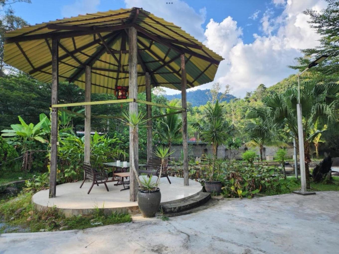 Rock Forest Chalet Bentong Exterior photo